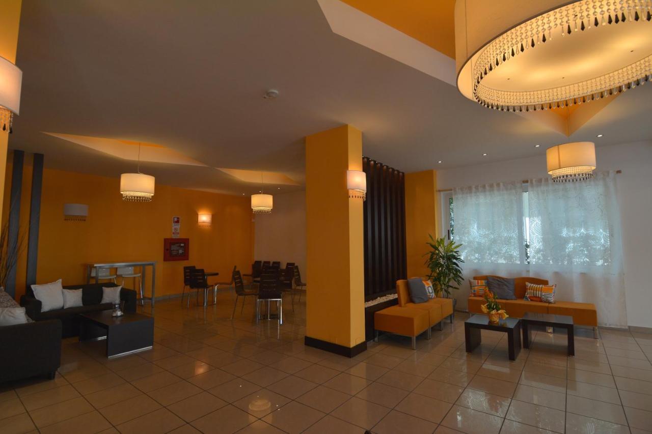 Hotel Orly Чезенатіко Екстер'єр фото